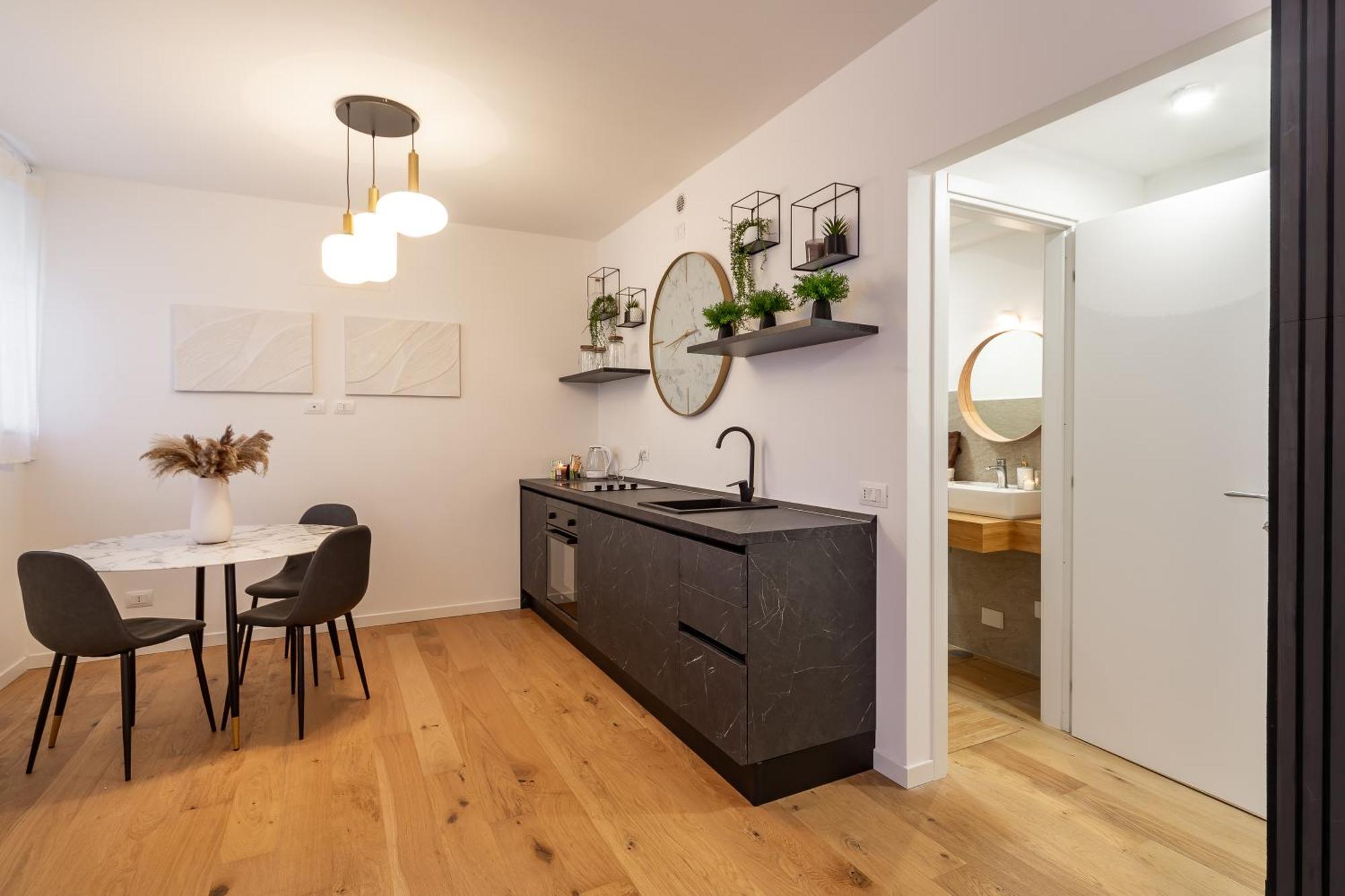 45Royal Stylish House Milan City Center Екстер'єр фото
